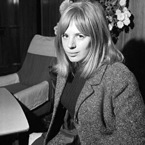 Marianne Faithfull singer and actress Dec 1964