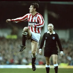 matt letissier, spurs vs southampton. 7 / 1 / 1990. daily express pic by alan walter