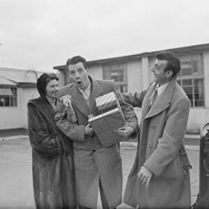 Max Bygraves & Wife return from US. 1951 B5705 / 2