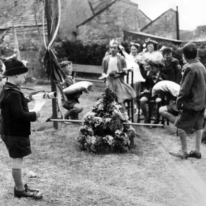 May Day at Benefield, Northamptonshire Print 1945 May Day at Benefield, Northamptonshire Print 1945