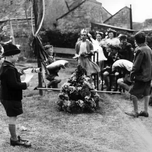 May Day at Benefield, Northamptonshire Print - 1st May 1945