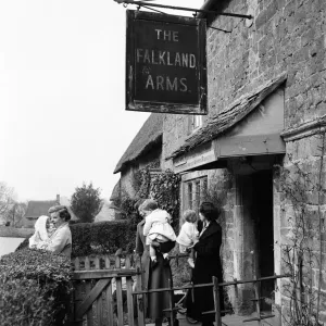 Medical: Baby: Clinic: Once every week the Falklands Arm pub near Stratford stops serving Medical: Baby: Clinic: Once every week the Falklands Arm pub near Stratford stops serving