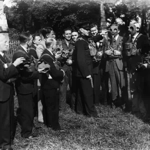 Members of the Western Mails A. P. R team at gas mask drill. 29th September 1938 Members of the Western Mails A. P. R team at gas mask drill. 29th September 1938