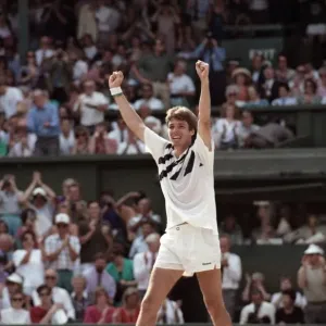 Mens Wimbledon Final. Michael Stich v Boris Becker Stich celebrates Mens Wimbledon Final. Michael Stich v Boris Becker Stich celebrates
