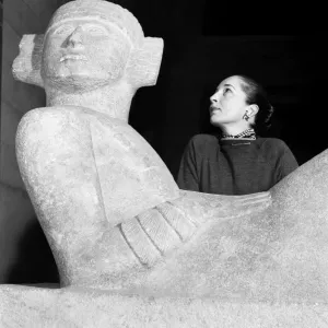 Mexican Ruin / Statue on Exhibition at Tate Gallery - Mrs. Gamba with Statue