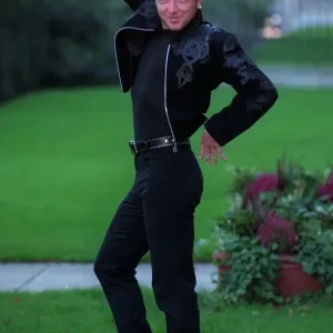 Michael Flatley, irischer Tänzer, posiert in London Oktober 1997 Michael Flatley, irischer Tänzer, posiert in London Oktober 1997