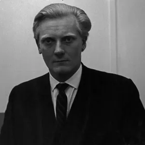 Michael Heseltine fue el candidato conservador para Coventry North en las elecciones generales de 1964. Michael Heseltine fue el candidato conservador para Coventry North en las elecciones generales de 1964.