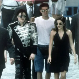 Michael Jackson and Lisa Marie Visit Budapest Children's Hospital Print Michael Jackson and Lisa Marie Visit Budapest Children's Hospital Print