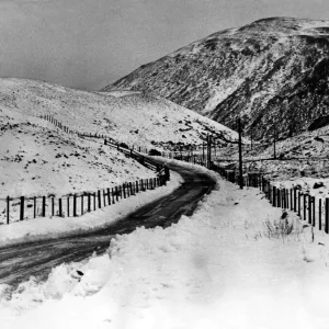 Mid-winter snow transforms the Ingram Valley landscape in December 1968 Mid-winter snow transforms the Ingram Valley landscape in December 1968