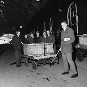 Middlesbrough footballers leave for Manchester. 1971