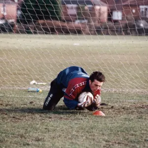 Middlesbrough goal keeper Ben Roberts seen here in training. Circa 1995 Middlesbrough goal keeper Ben Roberts seen here in training. Circa 1995