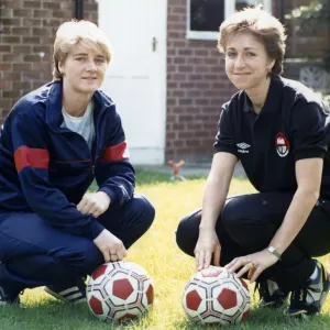 Middlesbrough ladies footballer Marrie Wieczorek (right) and teammate pose for the camera Middlesbrough ladies footballer Marrie Wieczorek (right) and teammate pose for the camera