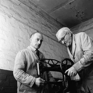One of Middlesbroughs last remaining cobbler shops is closing down. 1971 One of Middlesbroughs last remaining cobbler shops is closing down. 1971