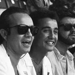 Midge Ure, Andrew Ridgeley und George Michael im Publikum beim Eröffnungstag Midge Ure, Andrew Ridgeley und George Michael im Publikum beim Eröffnungstag
