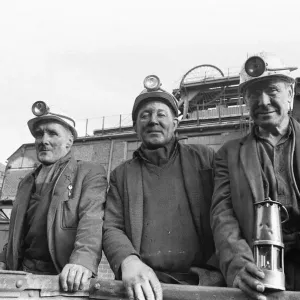 Miners at Morrison Busty Colliery Print, 24th February 1971