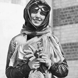 Miss Hariet Quimbey who was the first woman in the UK to get a pilots licence