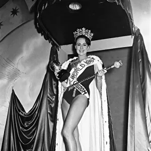 Miss UK 1964, Ann Sidney, Crowned Miss World 1964, during finale at The Lyceum Ballroom