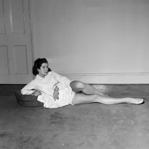 American Nightdress Print, October 1956