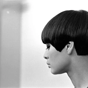 Model Sandra Mundy, with her boyish Mary Quant hair style