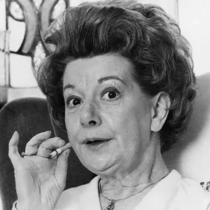 C'est le moment où l'actrice Jean Alexander devient Coronation Street. C'est le moment où l'actrice Jean Alexander devient Coronation Street.