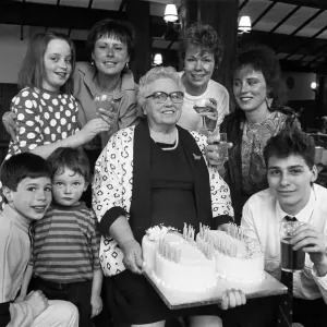 El Día de las Madres se convirtió en un verdadero regalo para la Sra. Kitty Weir.