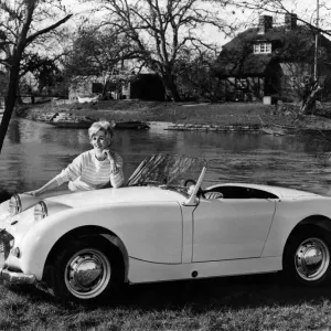 Motor show Supplement Pictures The Austin-Healey Sprite, introduced this year