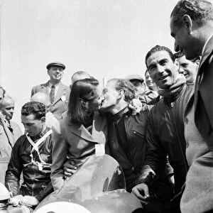 Motorsport. Isle of Man TT Races 1953 Les Graham receives the victors kiss