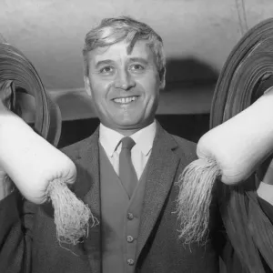 Mr G Stonehouse of Jarrow, grower of the worlds biggest leeks Mr G Stonehouse of Jarrow, grower of the worlds biggest leeks