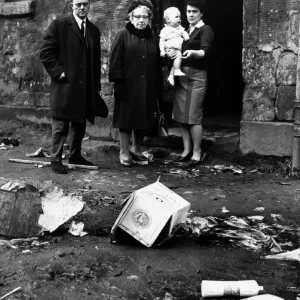 Mrs Alice Cullen MP for the Gorbals, and Labour candidate William Lindsay are shown Mrs Alice Cullen MP for the Gorbals, and Labour candidate William Lindsay are shown