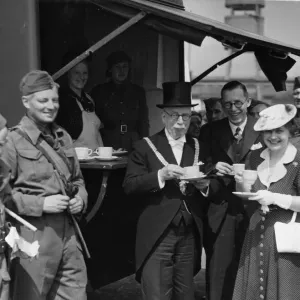 Print of Mrs A Somerville Smith with the Lord Mayor, Liverpool Print of Mrs A Somerville Smith with the Lord Mayor, Liverpool