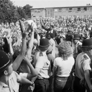 Muhammad Ali mobbed by fans in Dudley, Birmingham. 11th August 1983 Muhammad Ali mobbed by fans in Dudley, Birmingham. 11th August 1983