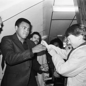 Muhammad Ali at Nuneaton. The boxing legend brought his own kind of magic to thrill Muhammad Ali at Nuneaton. The boxing legend brought his own kind of magic to thrill
