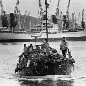 The Mumbles Lifeboat Print: William Gammon Returns