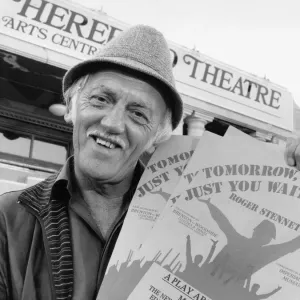 Stan Stennett Outside Hereford Theatre Print 26th April 1985 Stan Stennett Outside Hereford Theatre Print 26th April 1985