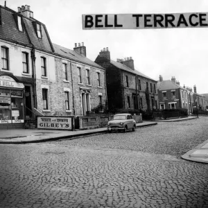 La boutique de vente sans alcool N Bell, sur la terrasse Bell, Newcastle. 21 / 07 / 1960