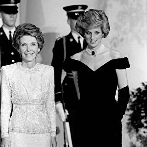 NANCY REAGAN WITH PRINCESS DIANA DURING A VISIT TO AMERICA 01 / 11 / 1985