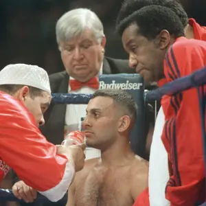 Naseem Hamed vs. Paul Ingle Print - April 10, 1999 Featherweight Championship Naseem Hamed vs. Paul Ingle Print - April 10, 1999 Featherweight Championship