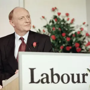Neil Kinnock launches the Labour Party manifesto It