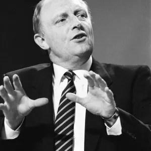 Neil Kinnock speaking at TUC Conference, Bournemouth, Tuesday 6th September 1988 Neil Kinnock speaking at TUC Conference, Bournemouth, Tuesday 6th September 1988