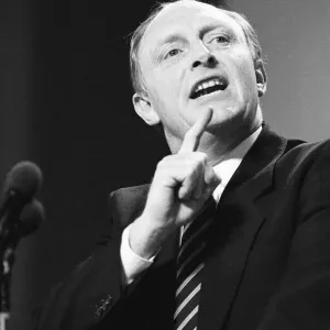 Neil Kinnock speaking at TUC Conference, Bournemouth, Tuesday 6th September 1988 Neil Kinnock speaking at TUC Conference, Bournemouth, Tuesday 6th September 1988