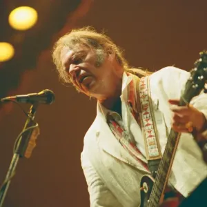 Neil Young performing at The Reading Festival, England, Sunday 27th August 1995 Neil Young performing at The Reading Festival, England, Sunday 27th August 1995