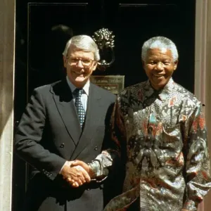 Nelson Mandela Meets John Major at 10 Downing Street Print