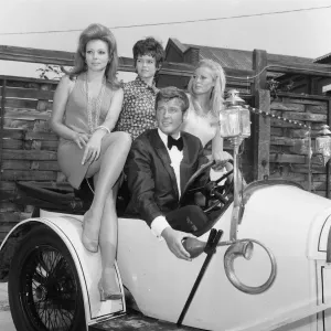 New film Crossplot, begins production at Elstree Studios today, Monday 9th September 1968