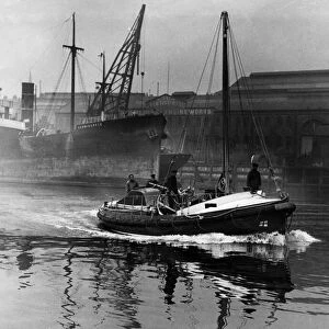 New lifeboat "Milburn"for Holy Island leaves the River Wear. 4th June 1925