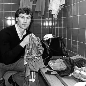 New signing Dave Thomas gets his training gear organised on this first day at Ayresome New signing Dave Thomas gets his training gear organised on this first day at Ayresome