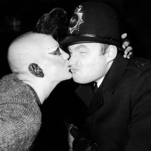 New Year's Reveller 1984 Print: Trafalgar Square Kiss New Year's Reveller 1984 Print: Trafalgar Square Kiss