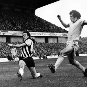 Newcastle 2 - 0 Sunderland English League Division 1 match held at St James Park