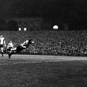Newcastle United 4 - 0 Feyenoord, Inter-Cities Fairs Cup 1st round 1st leg held at St