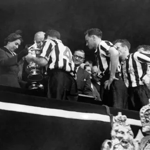 Newcastle United a battu Manchester City par 3 buts à 1 en finale de la Coupe d'Angleterre au Wembley.