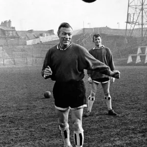 Newcastle United manager Charlie Mitten during a team training session. Circa 1960 Newcastle United manager Charlie Mitten during a team training session. Circa 1960